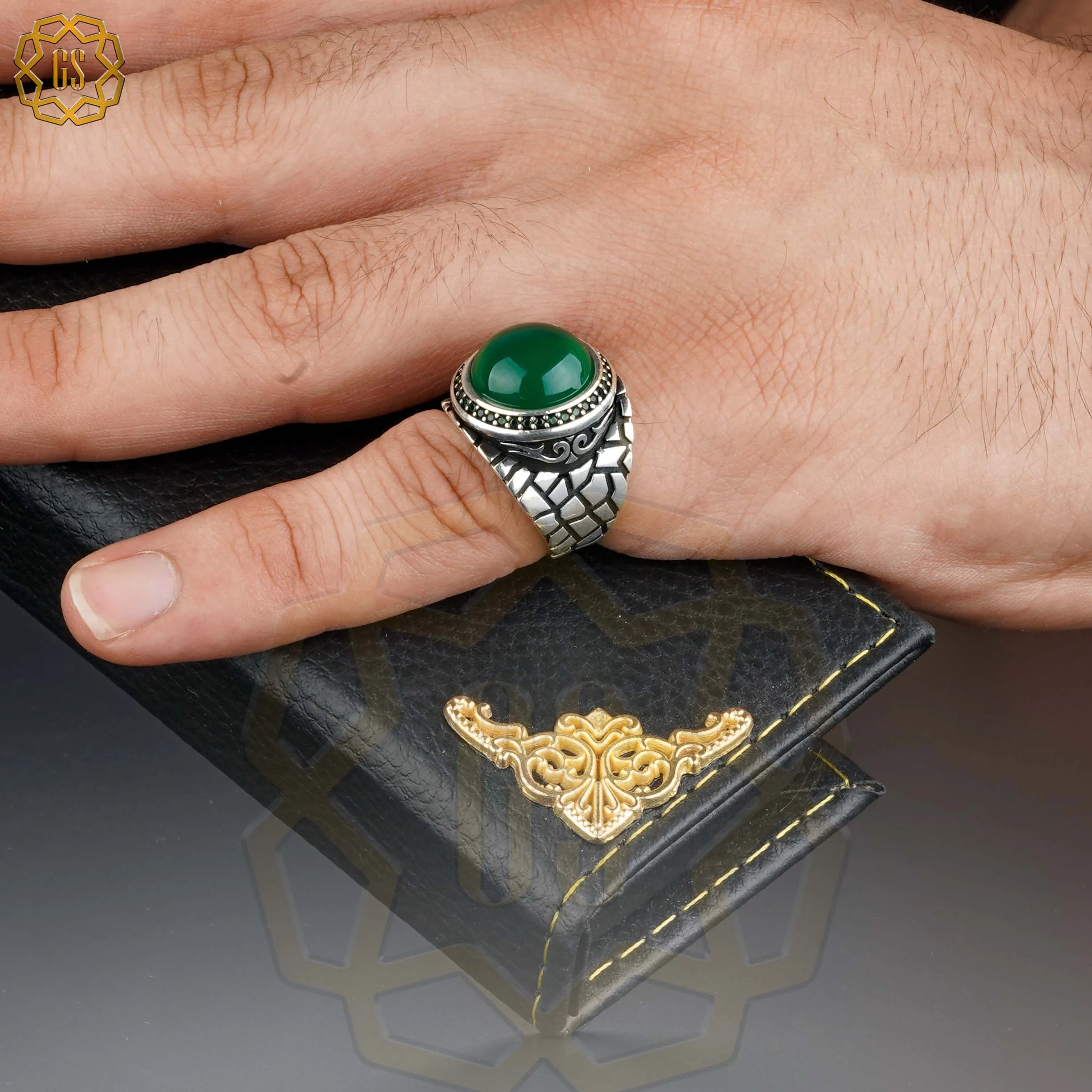 

Серебряное кольцо для мужчин 925 Сделано в Турции с камнем (циркон, агат, оникс) .. Гарантированное высокое качество .. Турецкие украшения