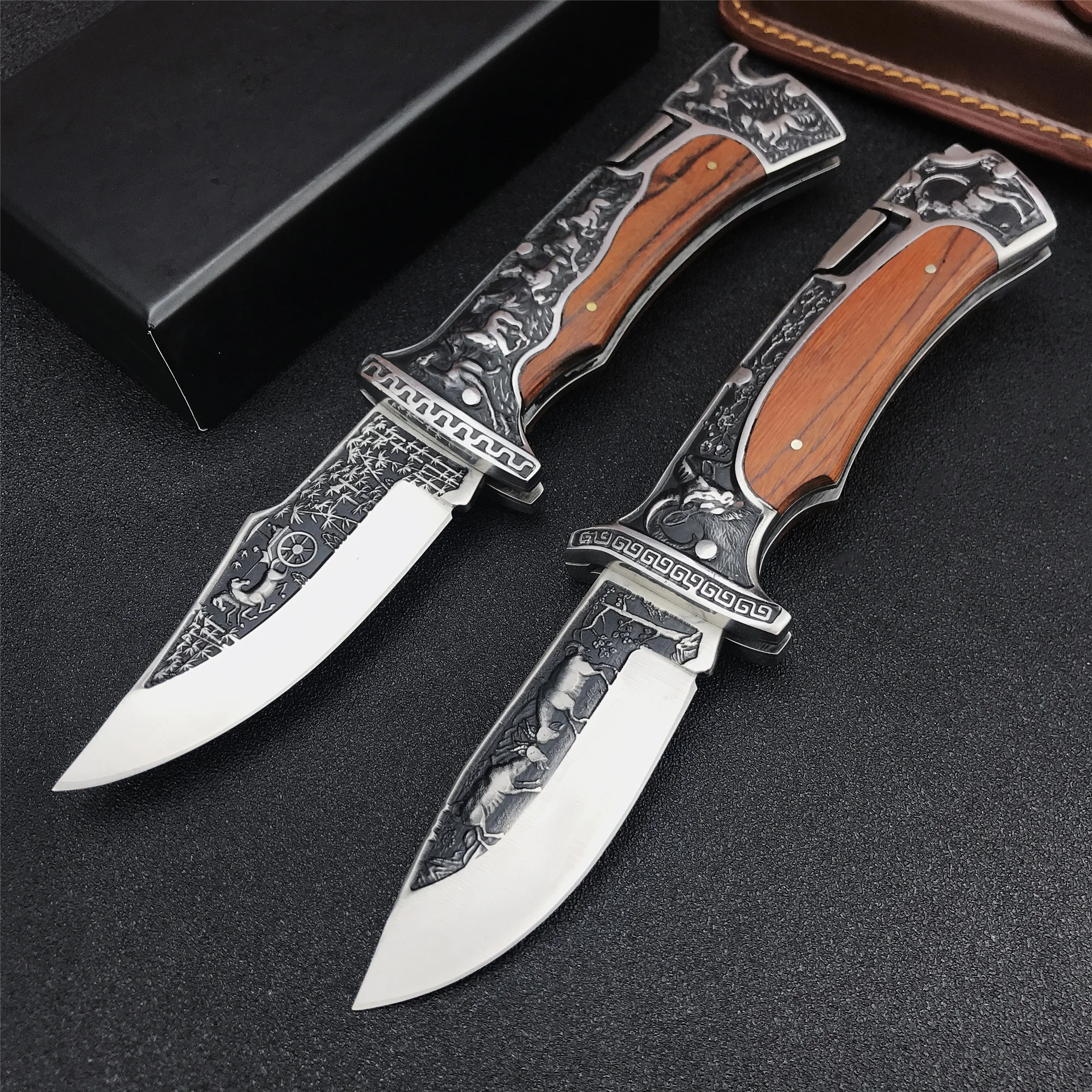 

2021 Chinese Style Outdoor Folding Knife Fine Horses Pattern Engraving Survival Hunting Combat Knife with Gift Cowhide Scabbard