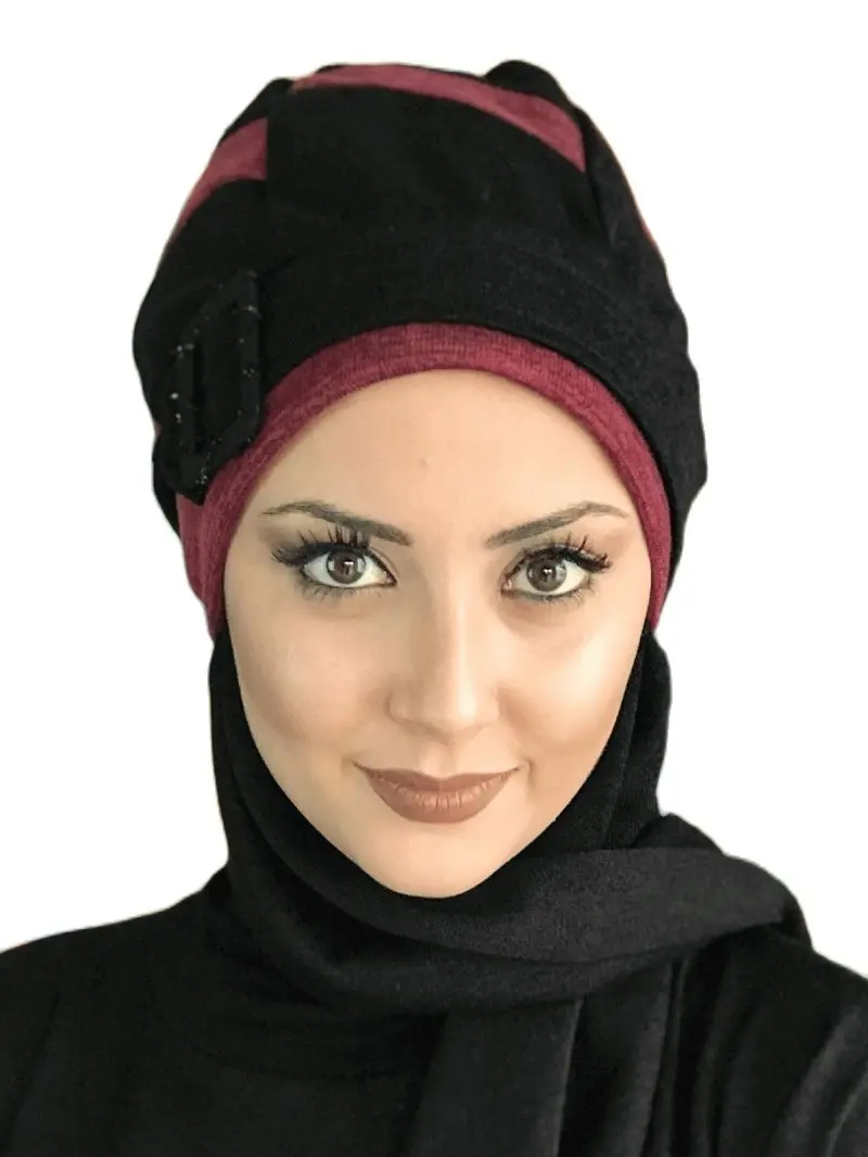 

Yeni Moda 2021 Hijab Kadın Başörtüsü Eşarp Fular Şapka Bone Tesettür İslami Kıyafet Siyah Çarkıfelek Vişne Şerit Tokalı Bere Şal