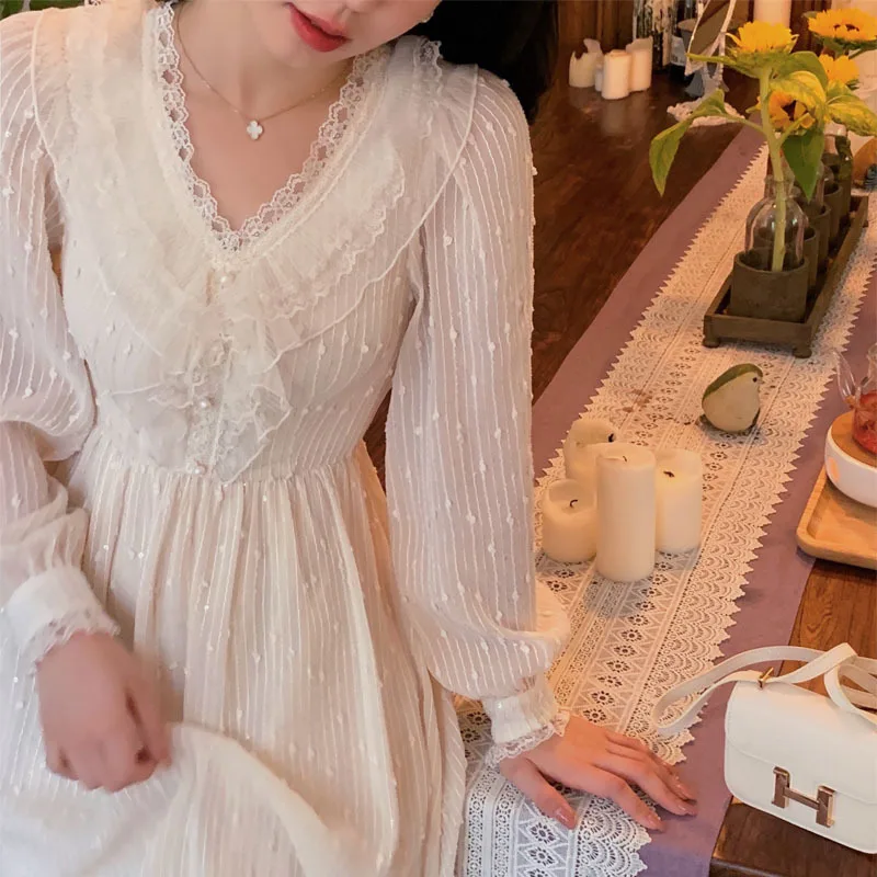 

Mori V-neck lace trim embroidered chiffon dress new women