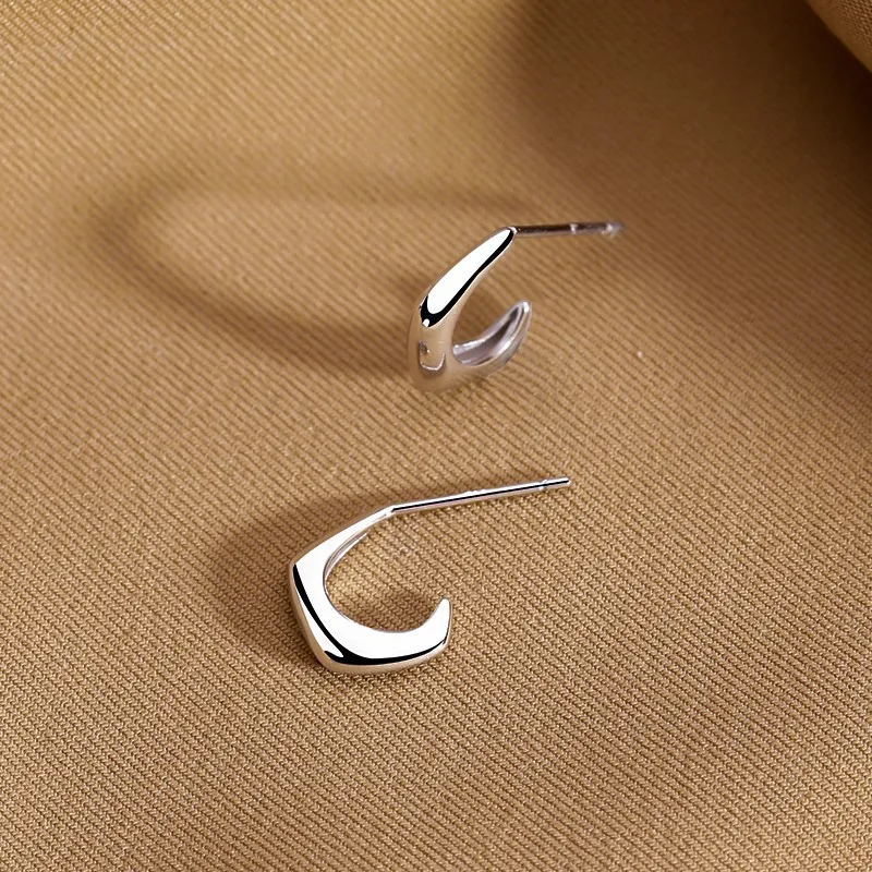 

New style 2021 fashion new S925 needle simple small temperament geometric C-shaped high quality Earrings