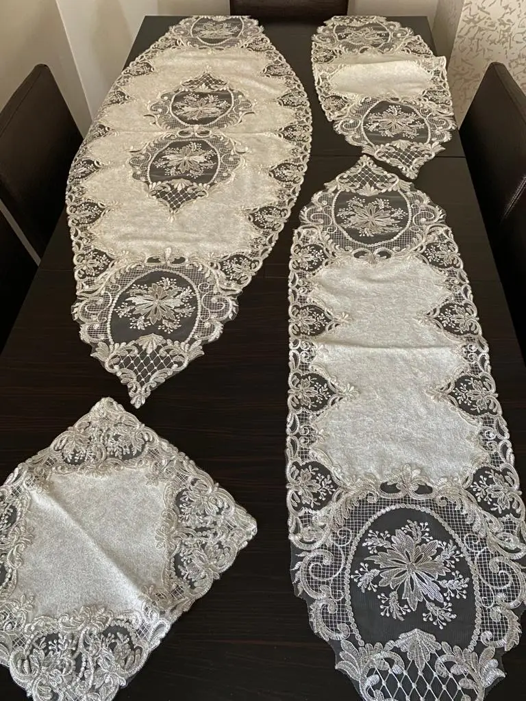 

5parça Fransız Dantelli Kadife Salon Takımı