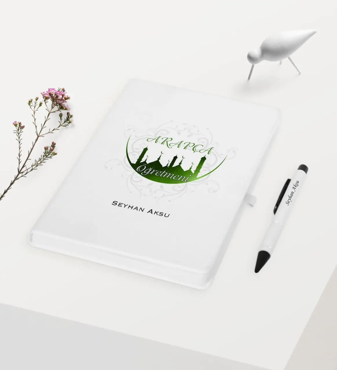 

Personalized Arabic Teacher Themed White Notebook Pen Gift Set-2