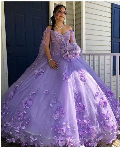 

CloverBridal Flores de lavanda con cuentas vestidos de 15 años 2022 Beaded Flowers Ball Gown with Removable Cape Cloak WQ9767