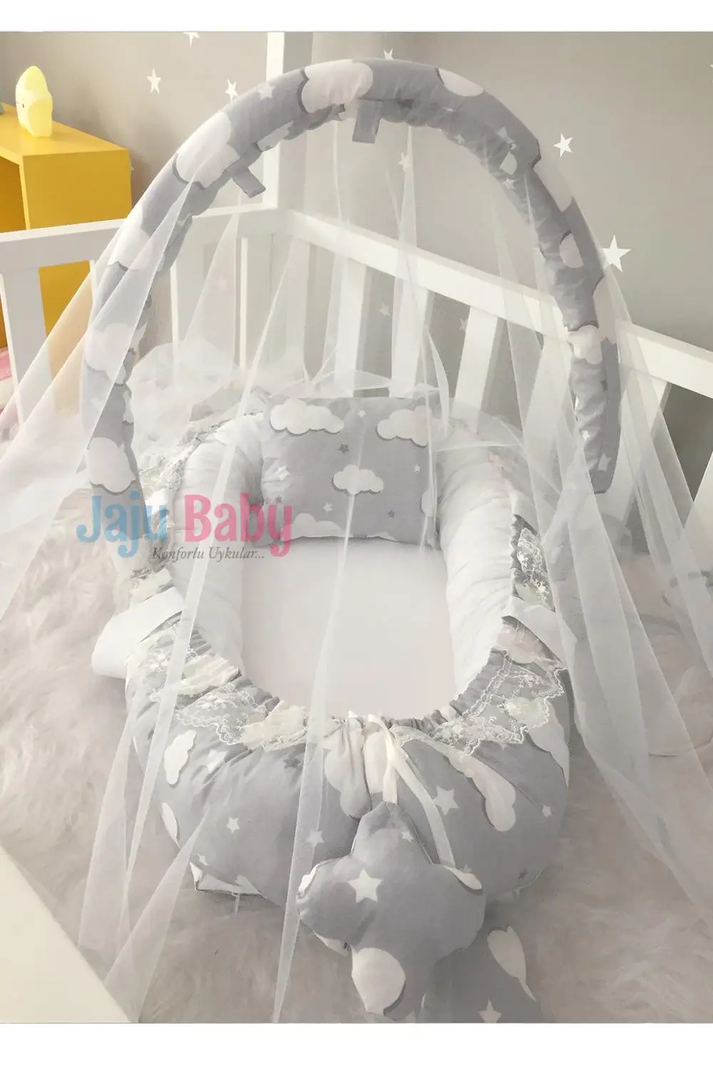 Jaju Baby Handmade, Gray Cloud Fabric with Mosquito Net and Toy Apparatus Luxury Design Babynest  Portable Baby Sleeping Bed