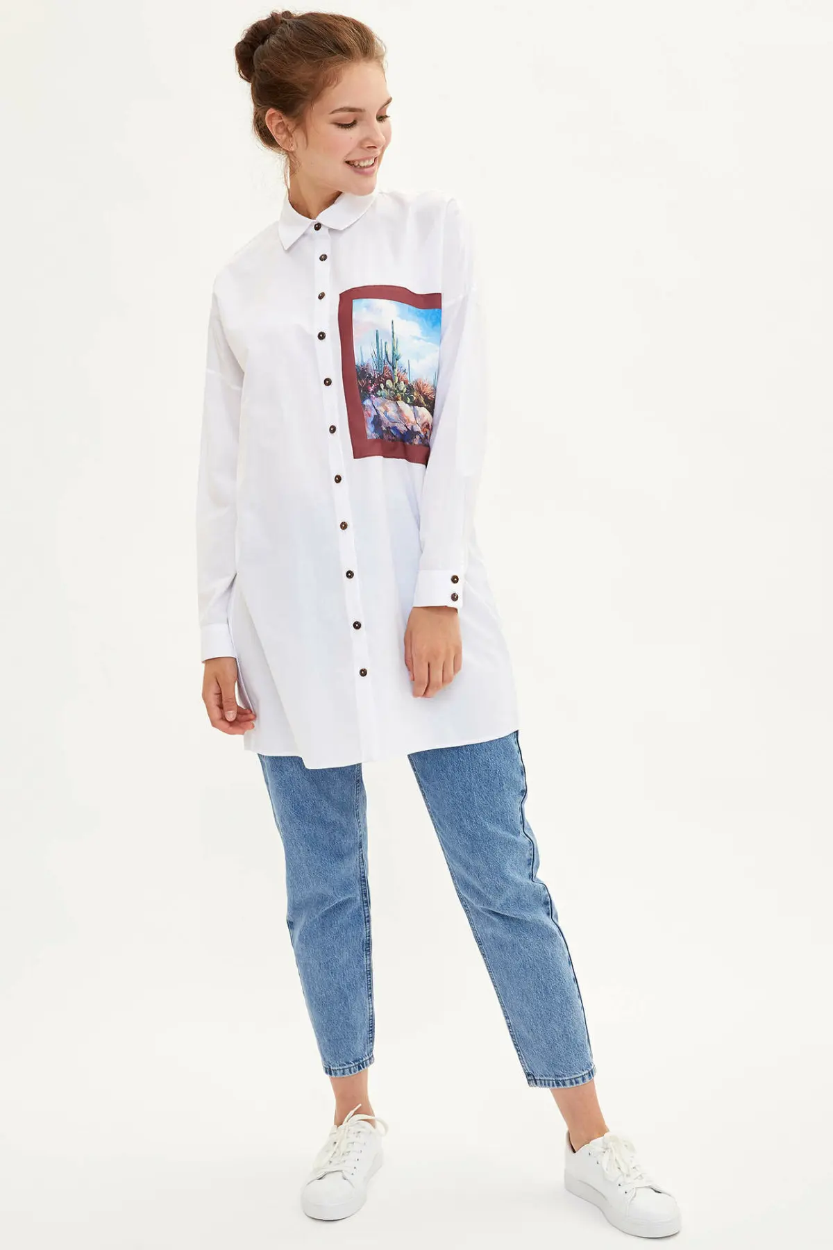 Женская длинная рубашка DeFacto Повседневная белая тканевая туника с разноцветным