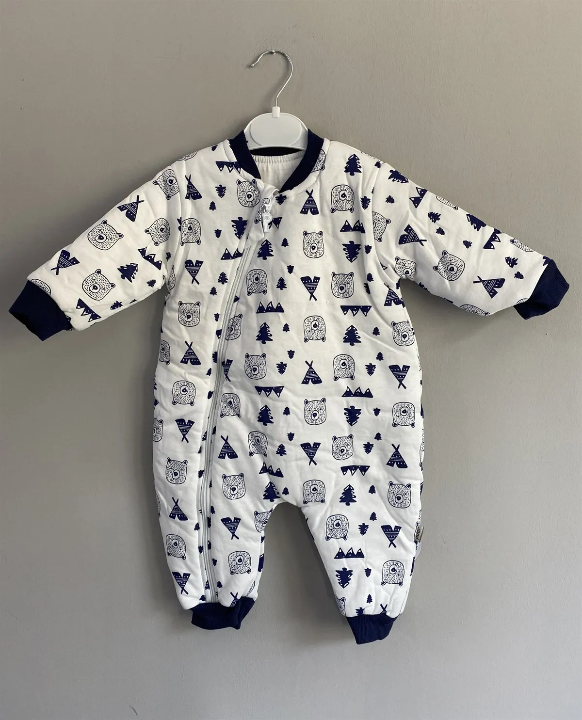 

Jaju Baby, White-Navy Blue Bear and Camping Sleeping Bag