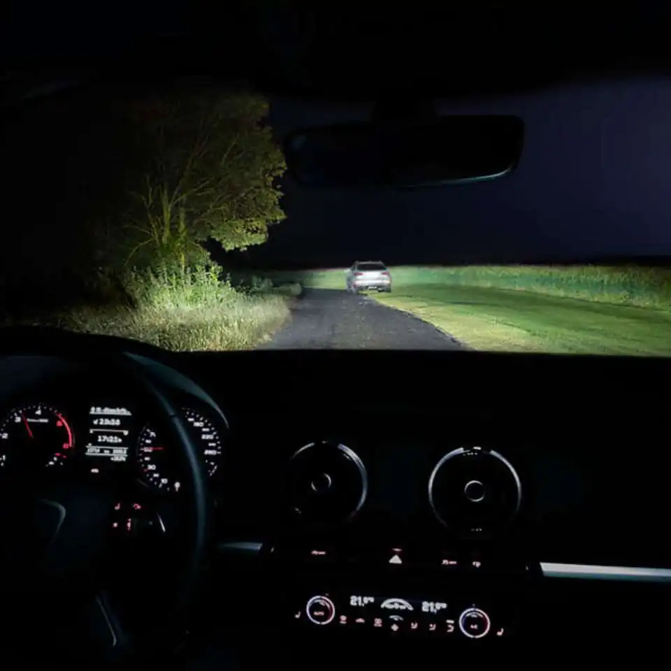 Комплект галогенных ламп Philips H4 12V 60/55W Racing Vision +150% ярче Цветовая температура 3500K