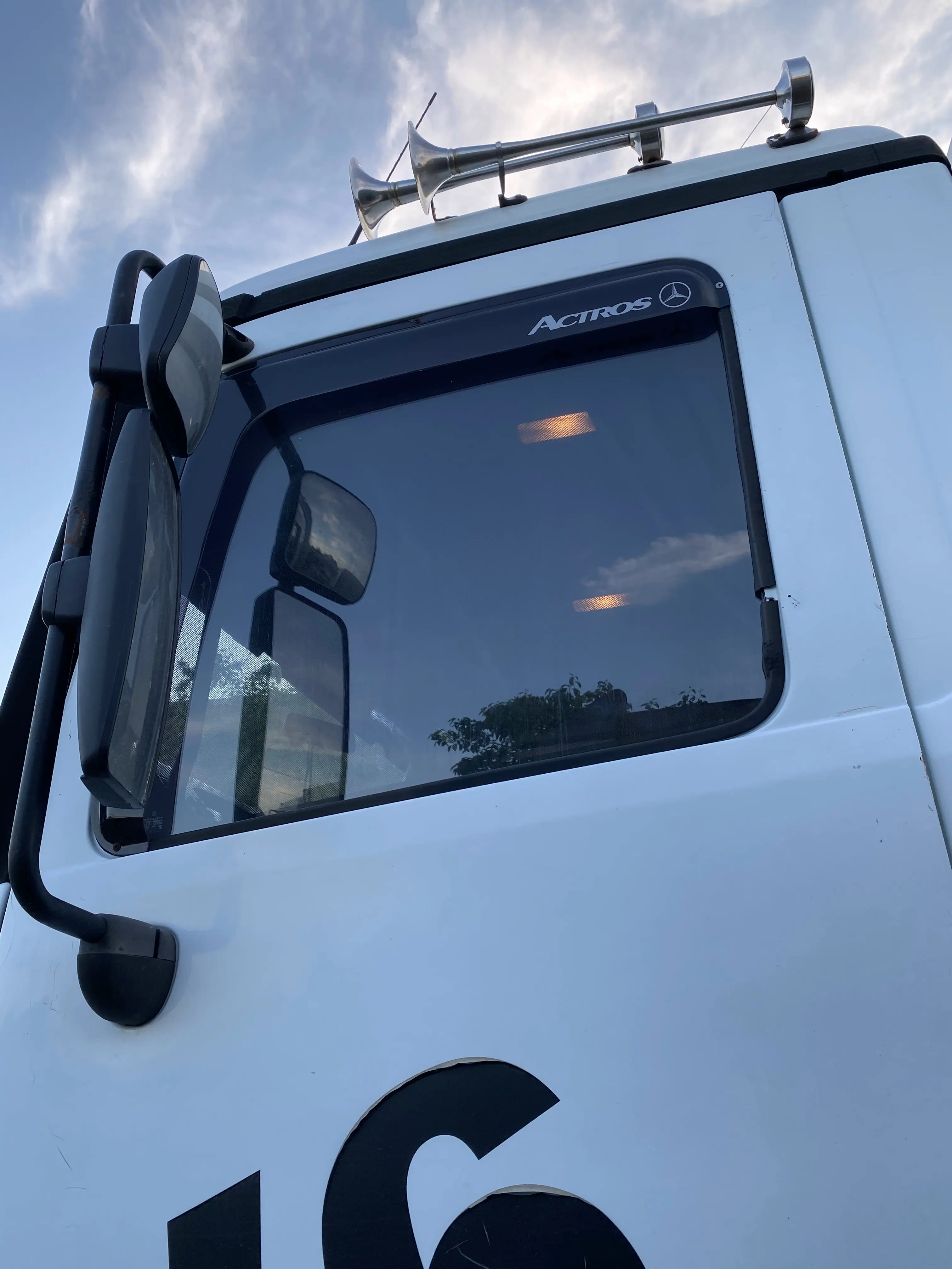 Sun Visor Actros mp4