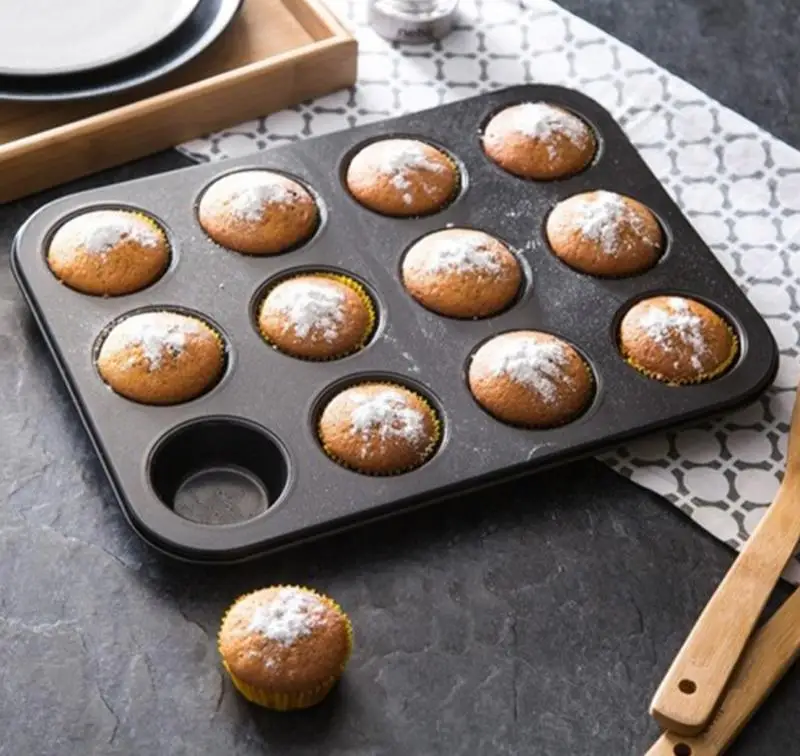 

12 Sections Metal Non-Stick Muffin Cake Mold For The Cake Kitchen