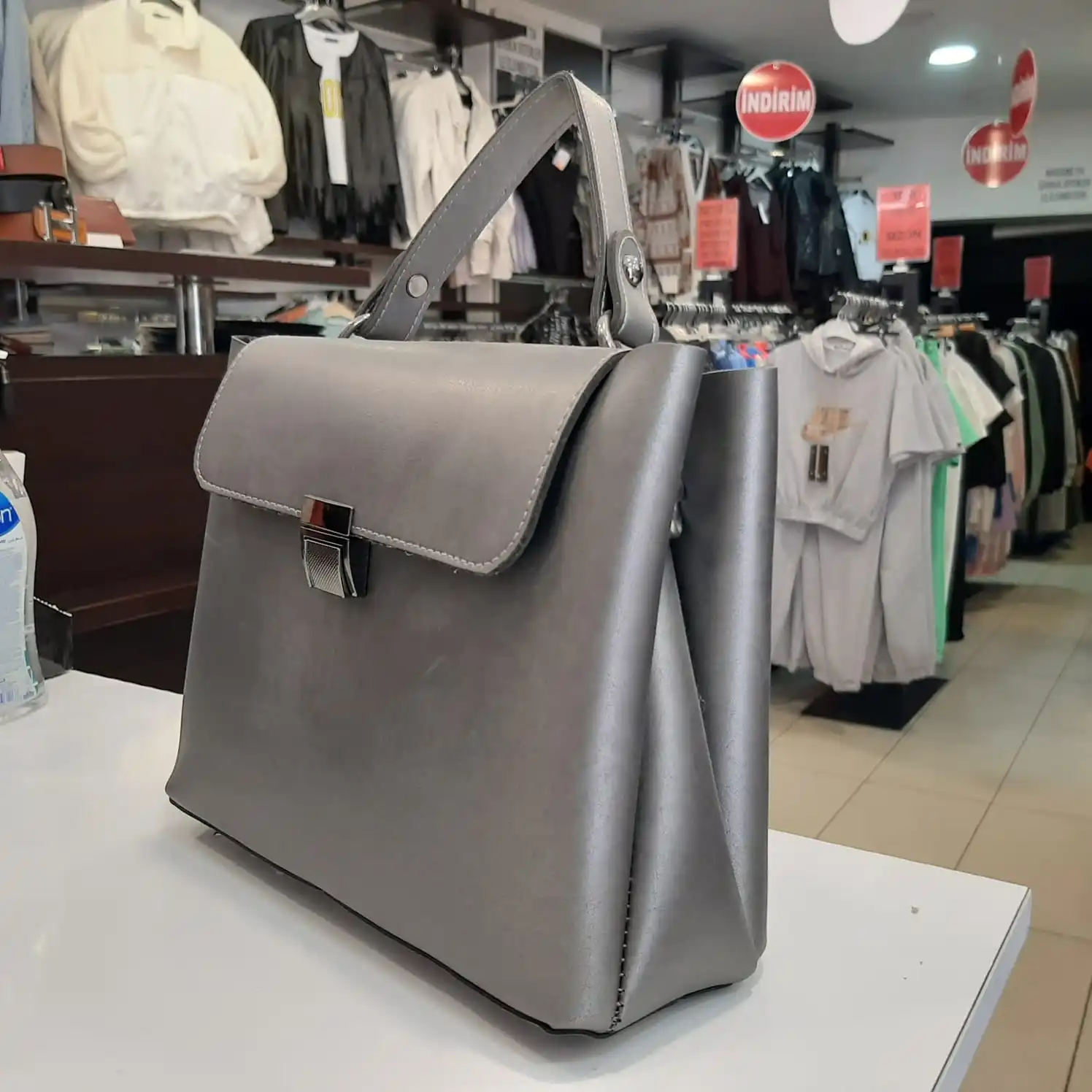 

2021 New Fashion Women Crossbody Bag Simple Bag Women Spring Leather Shoulder Bags Classic Women's Leather Luxury Platinum Lock