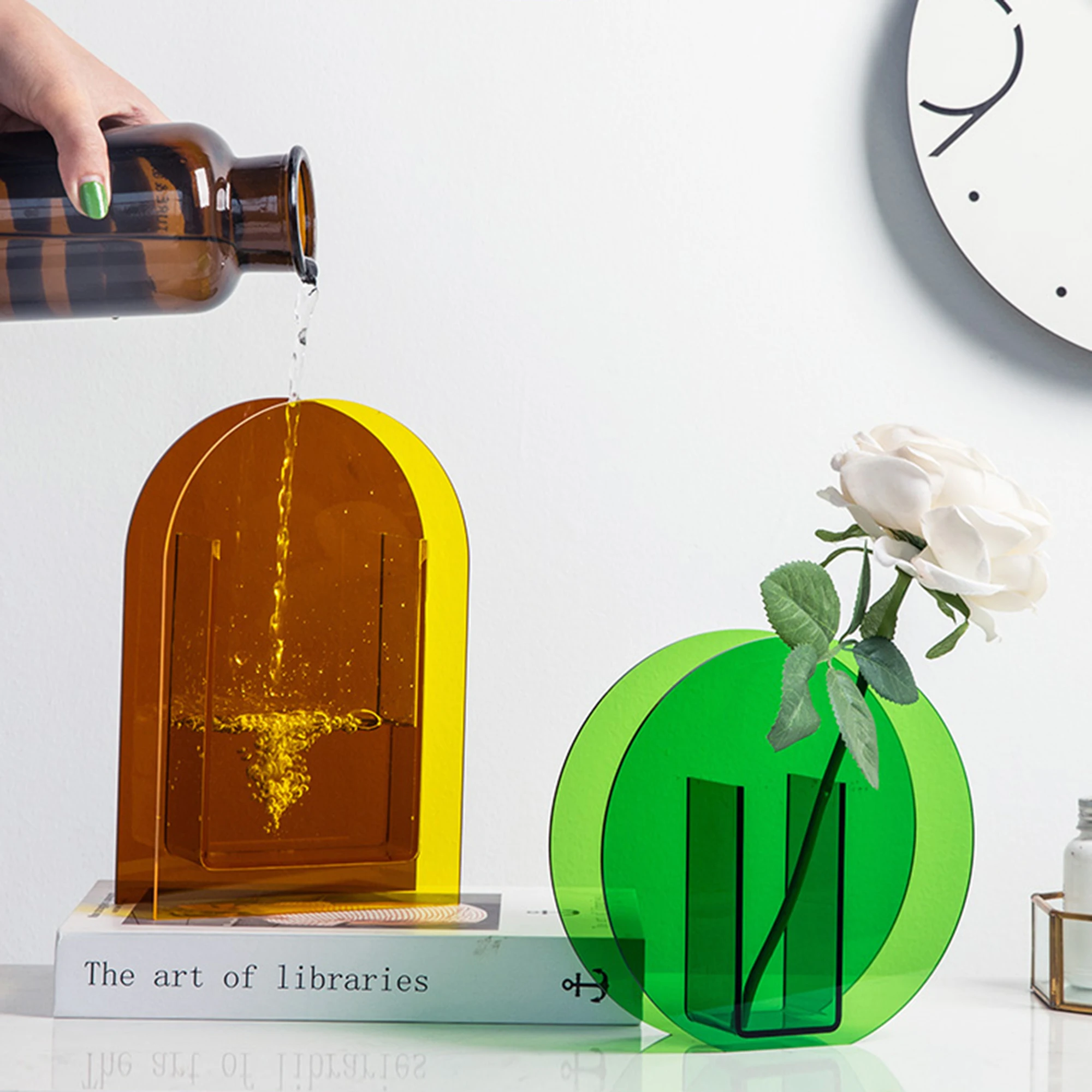 

Acrylic Durable Decoration Holder Basket Nordic Living Room Decor Table Ornament Vases for Flowers