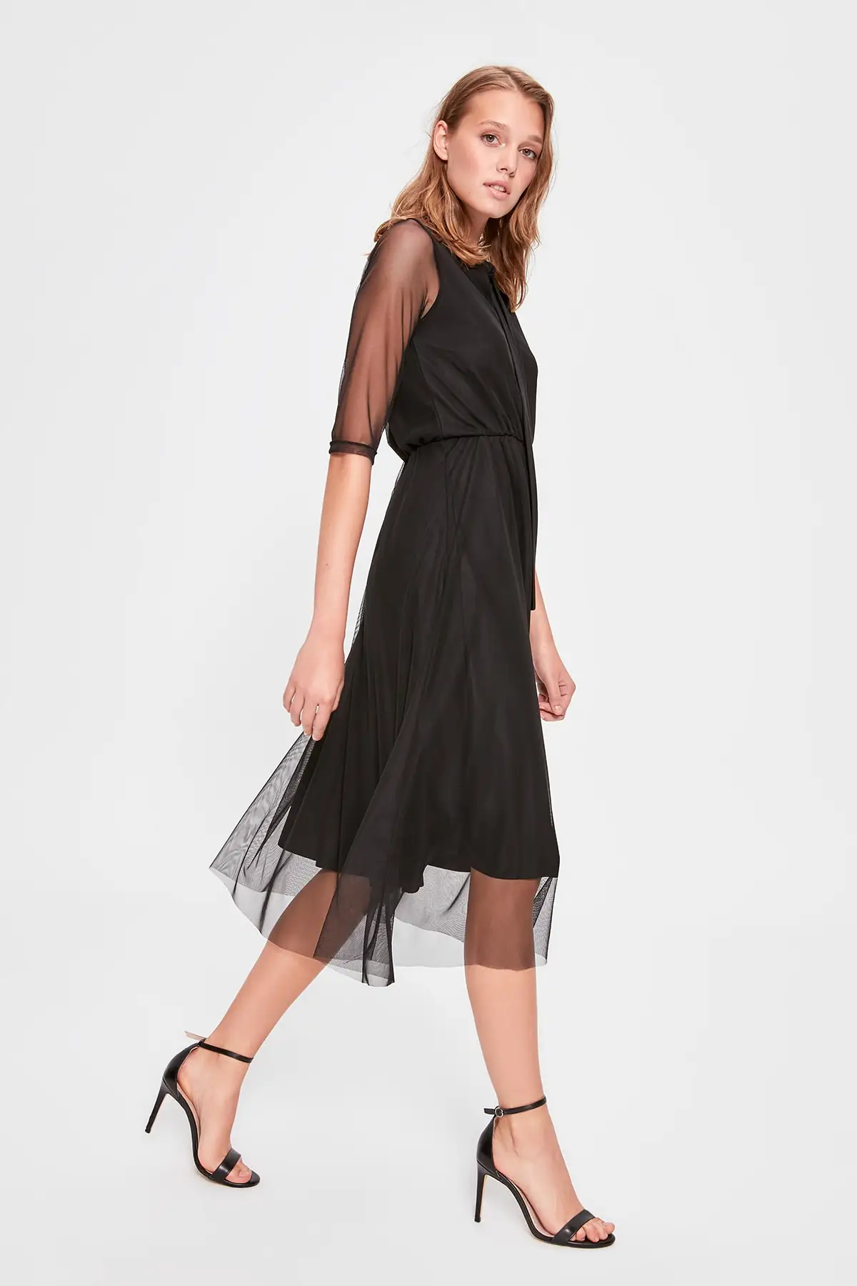 Trendyol черное трикотажное платье со шнуровкой TWOAW20EL1200