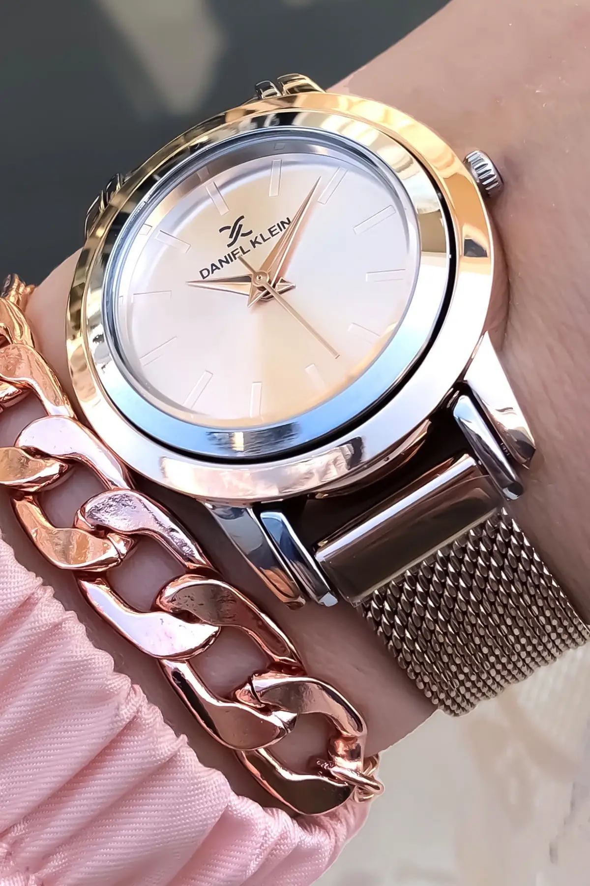 

YENİ ÜRÜN 2021 Kadın Rose Gold Kol Saati ve Bileklik