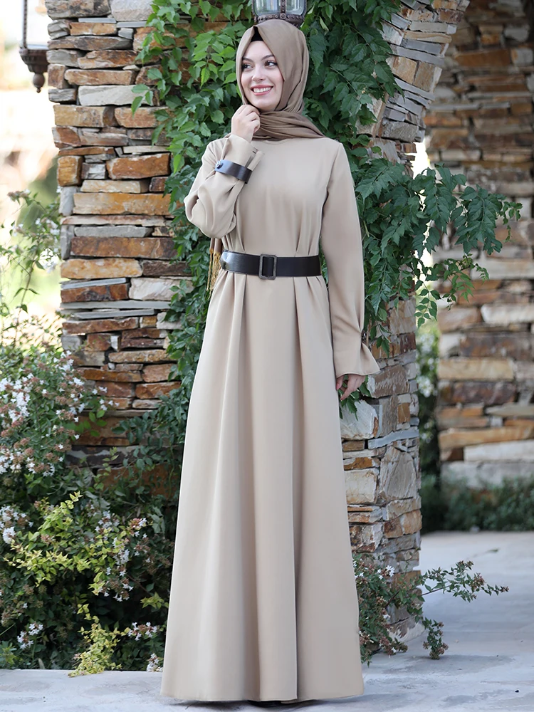 Женское длинное мусульманское платье в стиле хиджаб качественная ткань с поясом