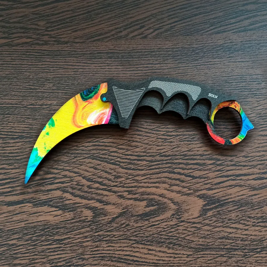 Нож оружие сувенирное Karambit Knife CS:GO 2 из дерева камуфляж цветной Керамбит копия