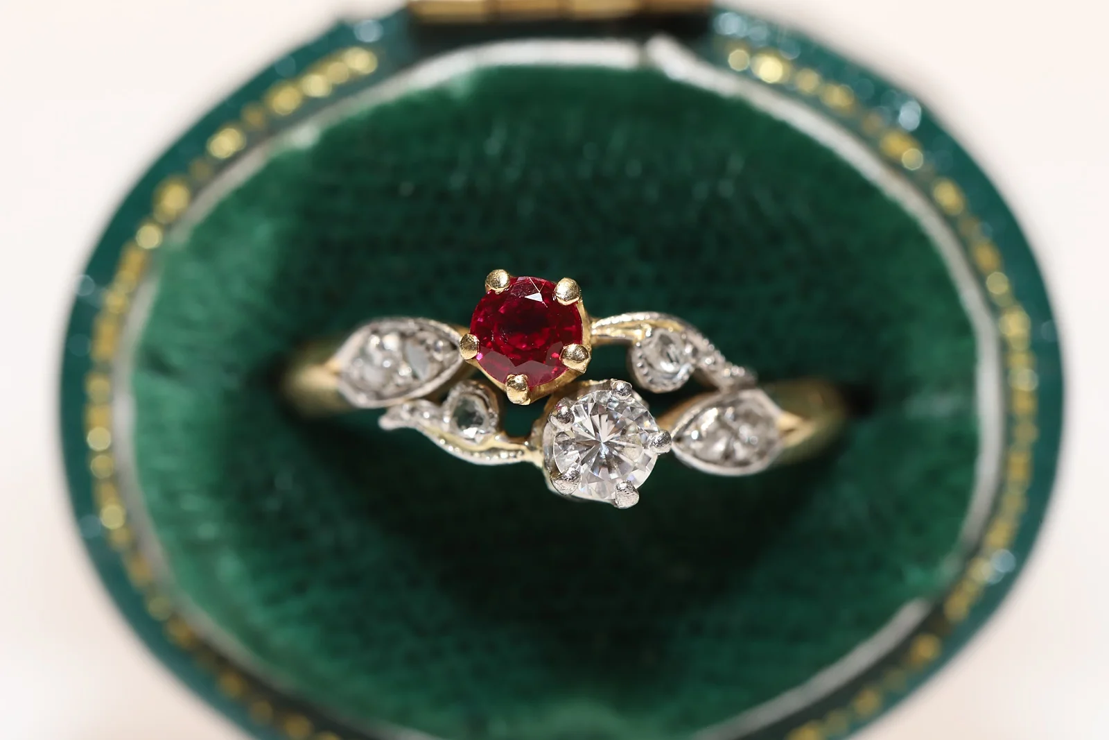 

Antique Original 18K Gold Natural Diamond And Ruby Decorated Pretty Ring