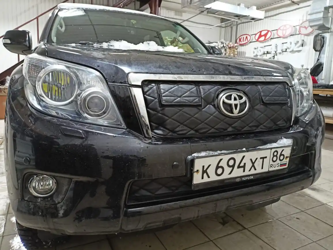 Утеплитель радиатора для Toyota Land Cruiser Prado 2009 – 2013 150 Series Тойота Ленд Крузер Прадо