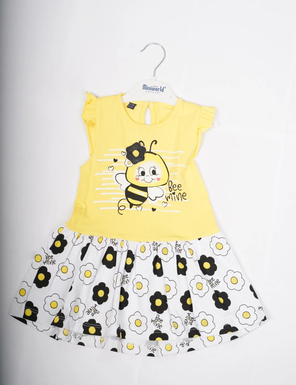 

amia girl boy dress