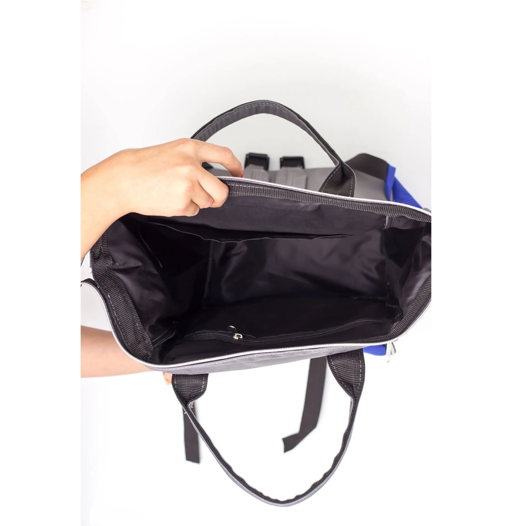 

Grey and Blue Color Crossbody 2 Compartments Mother Mom Mummy Baby Babies Women Lady Jeans Zipper Bag