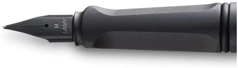 Перьевая ручка Lamy Safari с металлическим зажимом черный матовый перо 17-м |