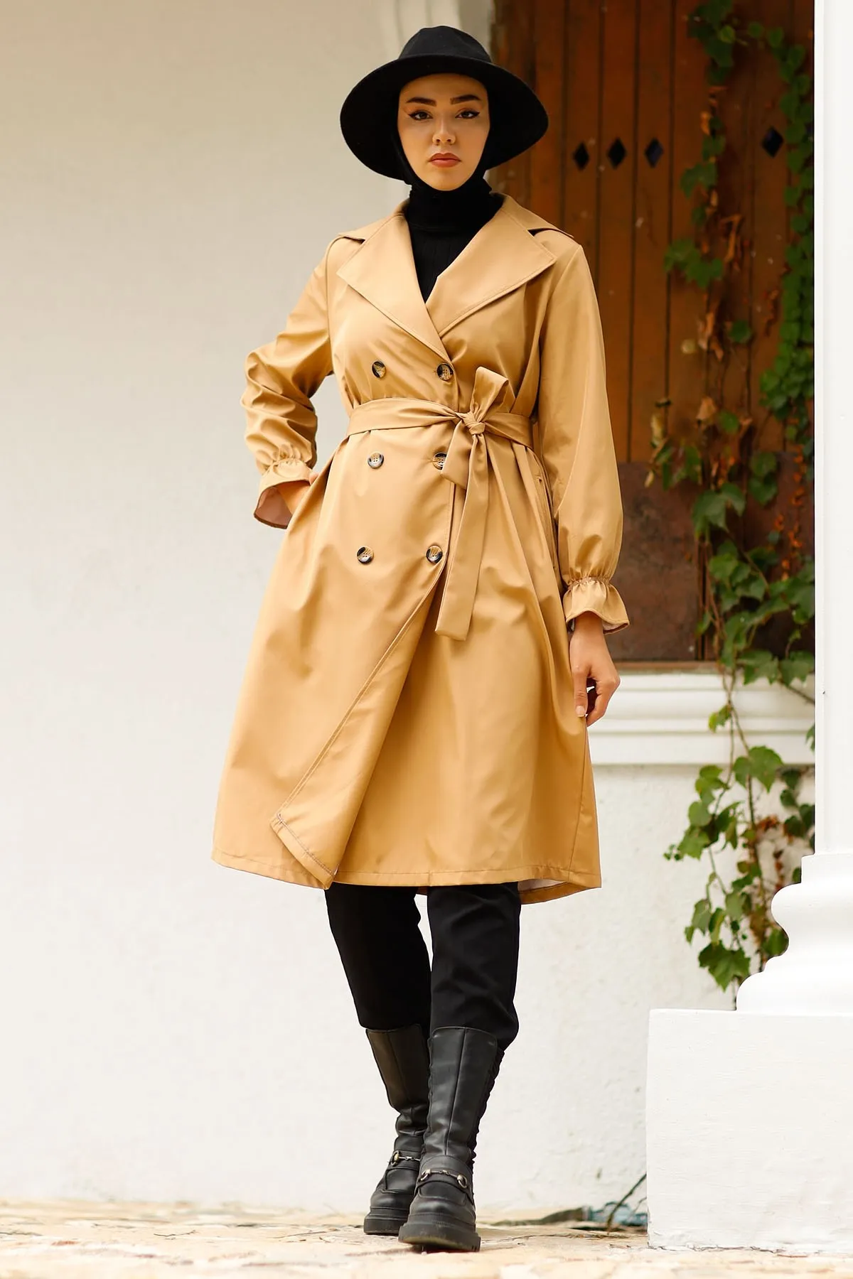 Elastic Sleeves Button Detail Trench Coat Turkey Muslim Fashion Islam Clothing Dubai Istanbulstyles Istanbul Winter 2021