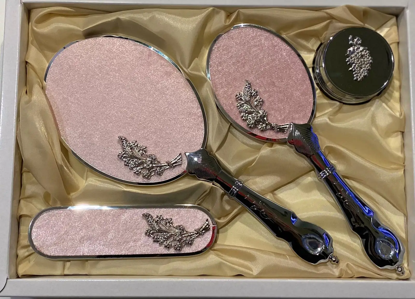 4 Pieces Luxury Comb Set