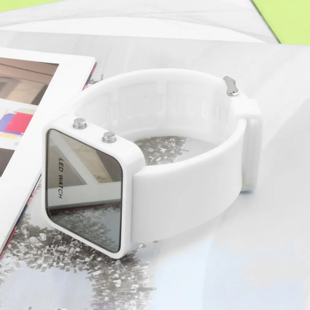 

Часы наручные мужские цифровые самокалибрусветодиодный, водостойкие, 100 м, силиконовый ремешок