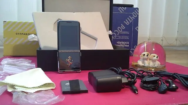 Сотовый на ЗАПЧАСТИ в разбор б/У Premium Flip fon F 480 Верту Ferrari ДОСТАВКА БЕСПЛАТНАЯ