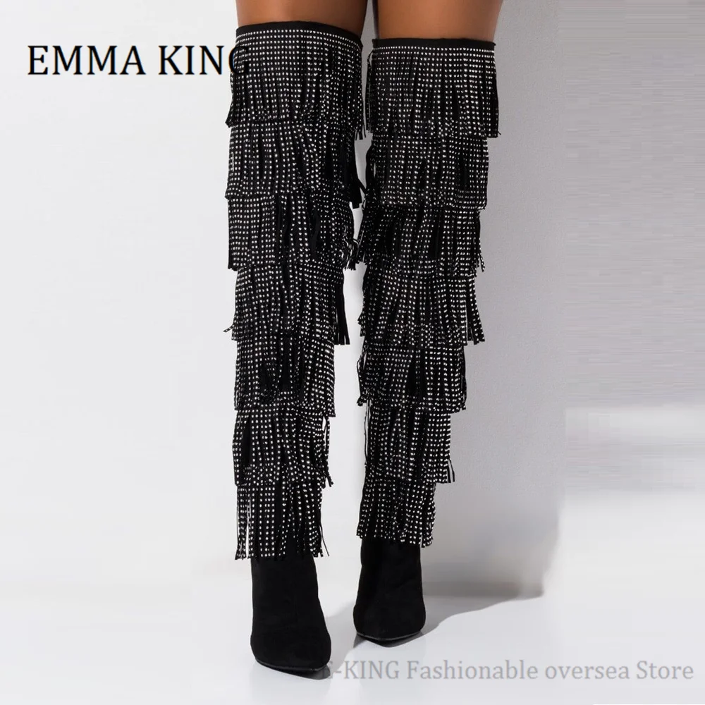 Женские сапоги выше колена с кисточками пикантные до бедра острым носком и