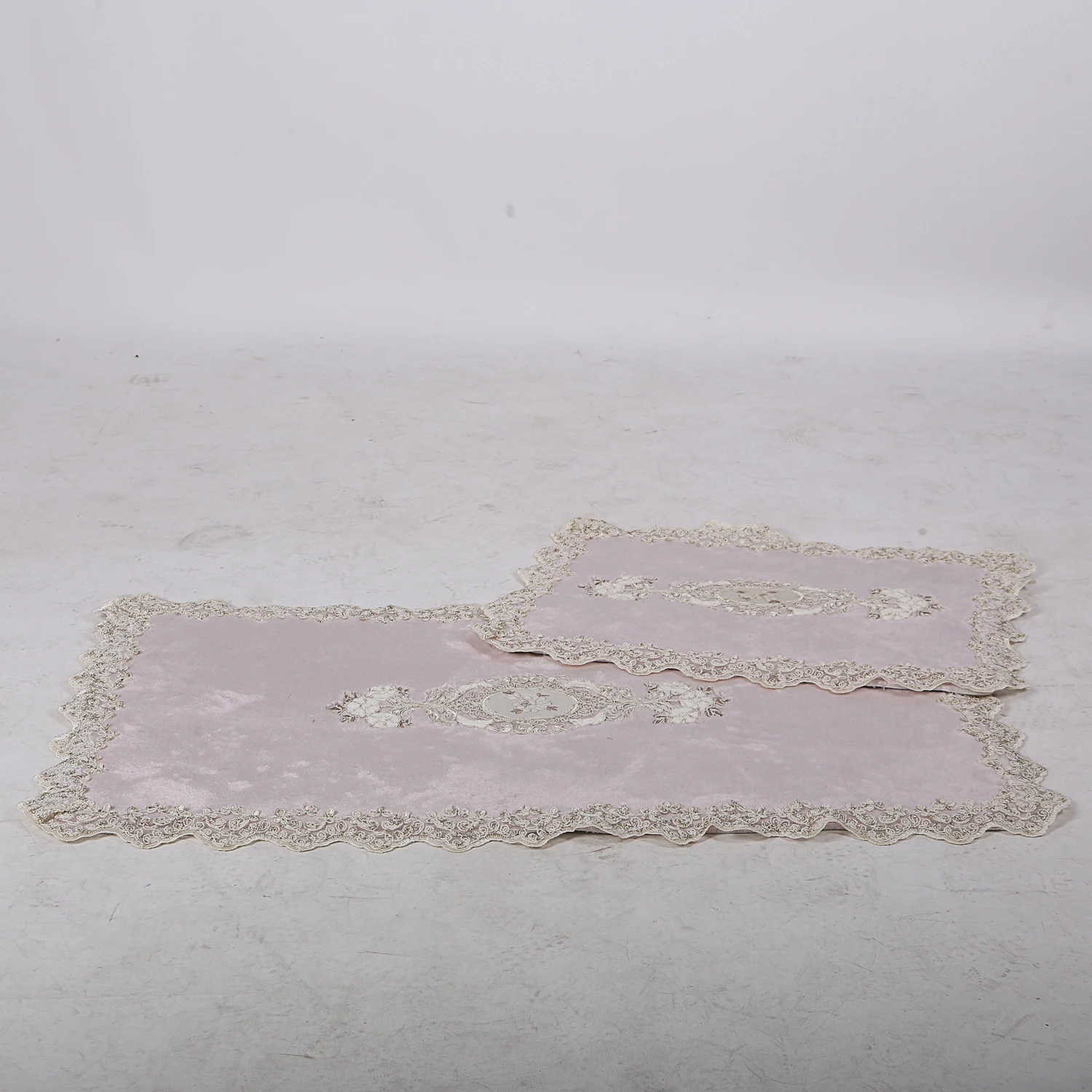 Miglior Bonny Home Lisa Rettangolo Rosa 2 Pezzi Tappetino Da Bagno In Peluche Di Pizzo Francese Set Di Tappeti Lavabili In Lavatrice A Base Di Cuoio Antiscivolo