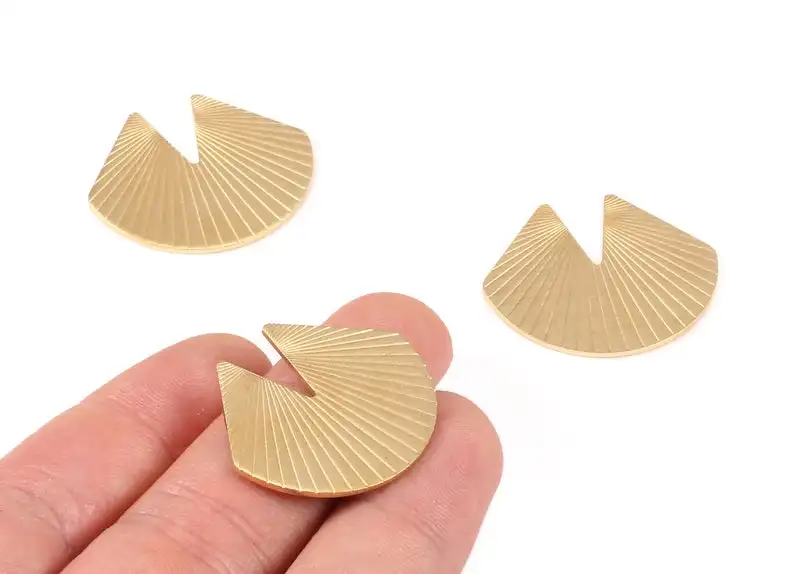 

Brass Geometric Charms - Raw Brass Geometric Earrings and Pendant - Earring Findings - 6PCS/LOT- 30.21x25.99x1.05mm - PP2195