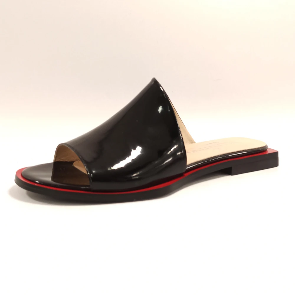 

Шлепанцы женские из натуральной кожи, легкие удобные сандалии, мягкая подошва, плоская подошва, модная обувь, черные, весна-лето