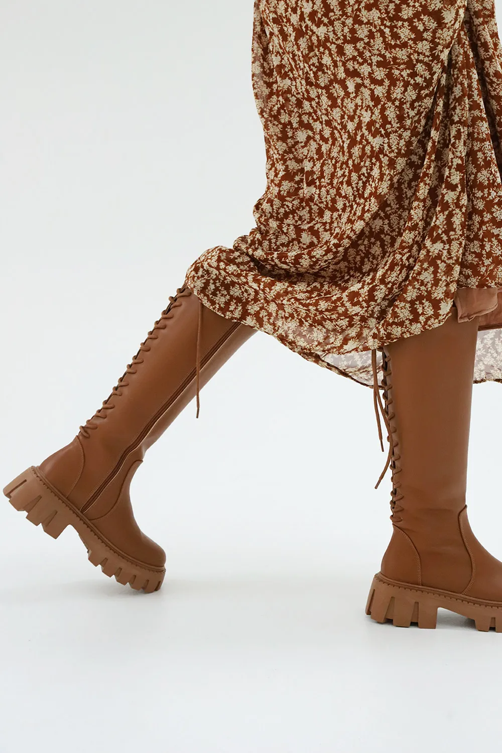 

Женские ботинки из ПУ кожи, на толстой подошве, с круглым носком