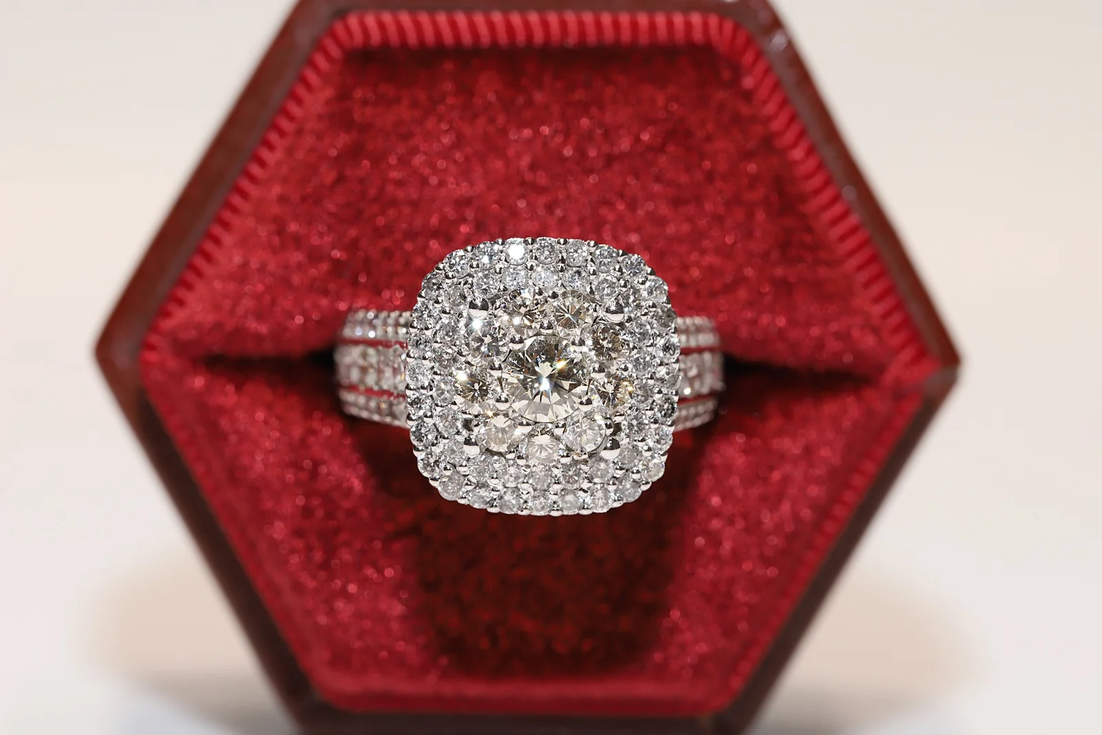 

PERFECT MY DESIGN 18K GOLD AND DIAMOND DECORATED AMAZING STRONG RING