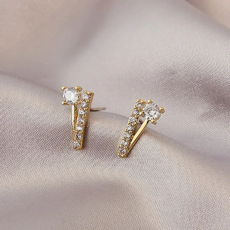 CZ Цирконовые серьги в форме буквы V, изысканные маленькие серьги для женщин, ювелирные изделия, лучший подарок для подруги, Бижутерия Femme, День рождения.