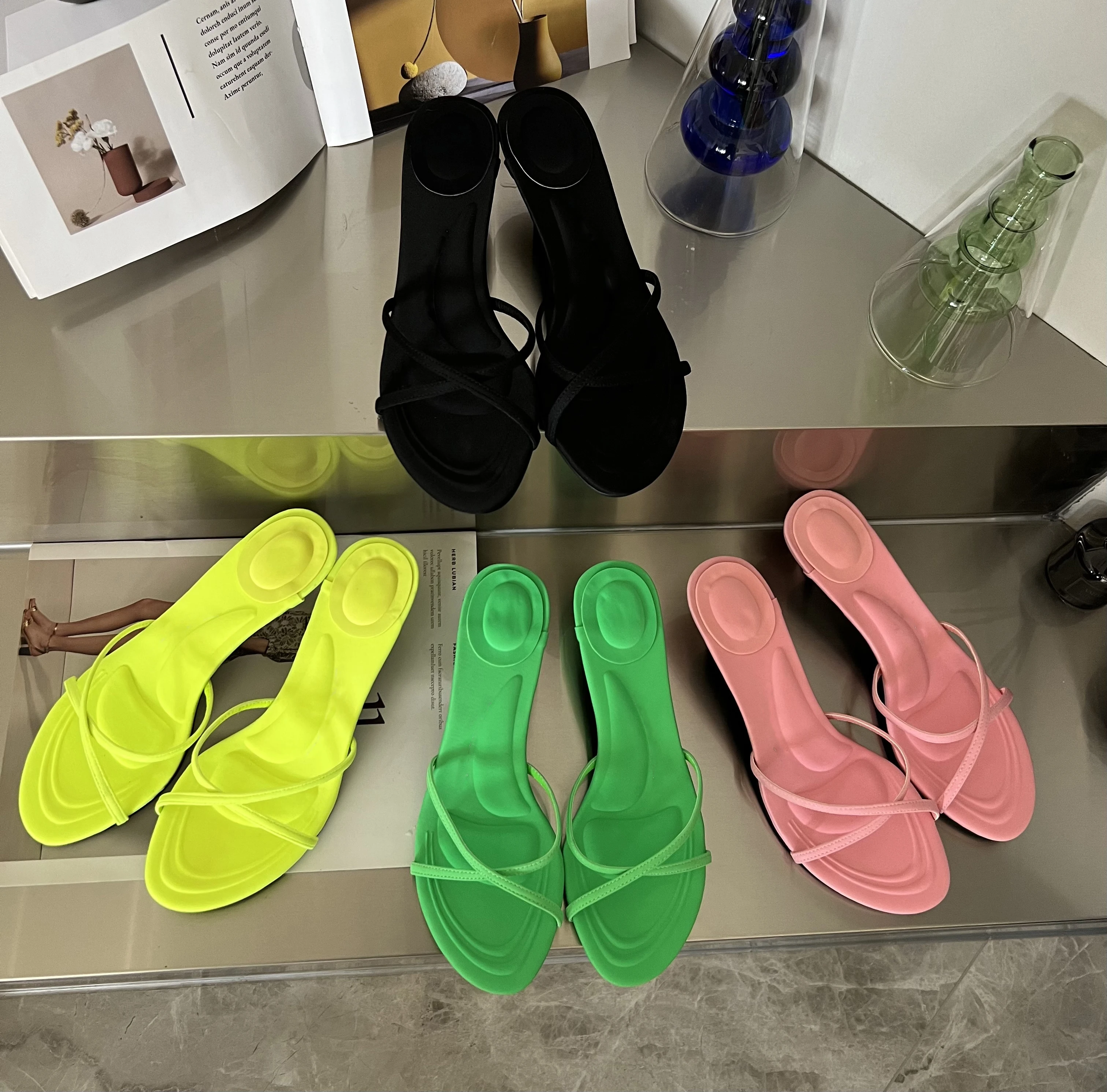 

2022 Summer New Women Kitten Heel Slide Sandal Fashion Party Round Toe Shoe Simple Leisure Ourdoor Slip-on Lady Slipper 1-CHC-28