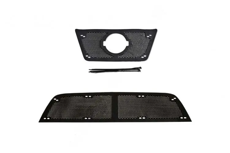 Защитная сетка решетки радиатора и переднего бампера Nissan Terrano 2014-. Накладки на