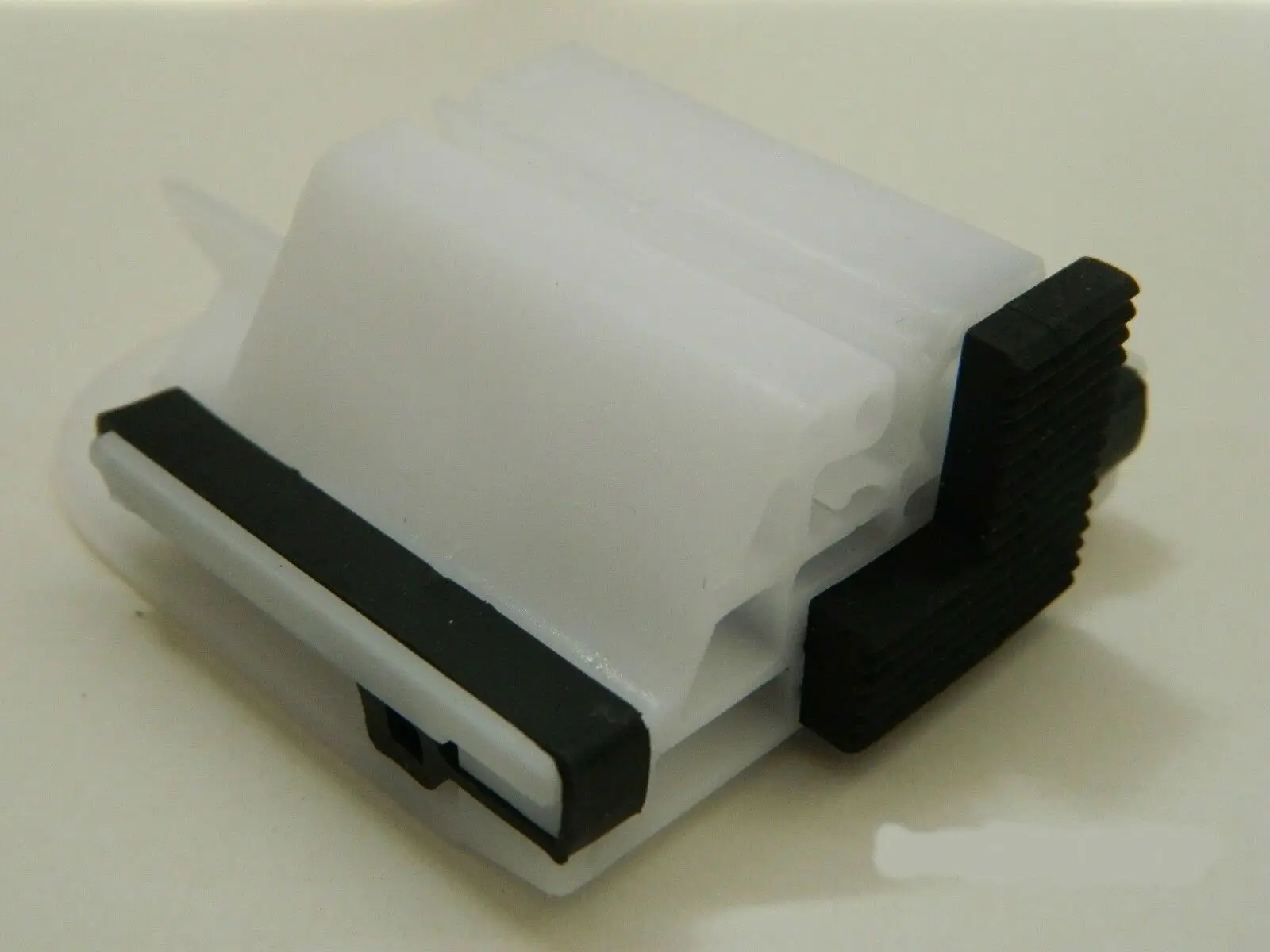 

Window Regulator Clip Front Left FOR Ford Mondeo 4 2008-ON