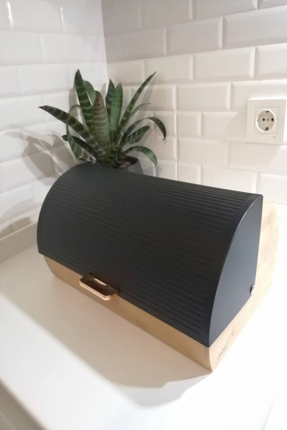 

Бамбуковый черный роскошный чаша для хлеба с металлической направляющей системой, контейнер для хранения в кухне, органайзер для хранения, ...