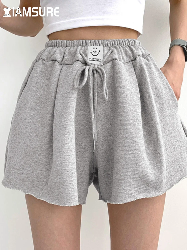 

IAMSURE Casual Loose Solid Shorts Women Streetwear Sporty Activewear Basic Mid-Waisted Drawstring Shorts Women 2022 Summer Lady