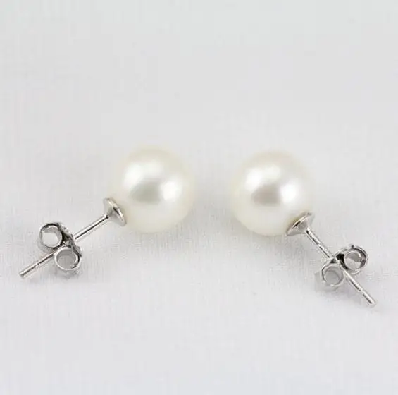 Серьги-гвоздики из серебра 925 пробы с пресноводным жемчугом