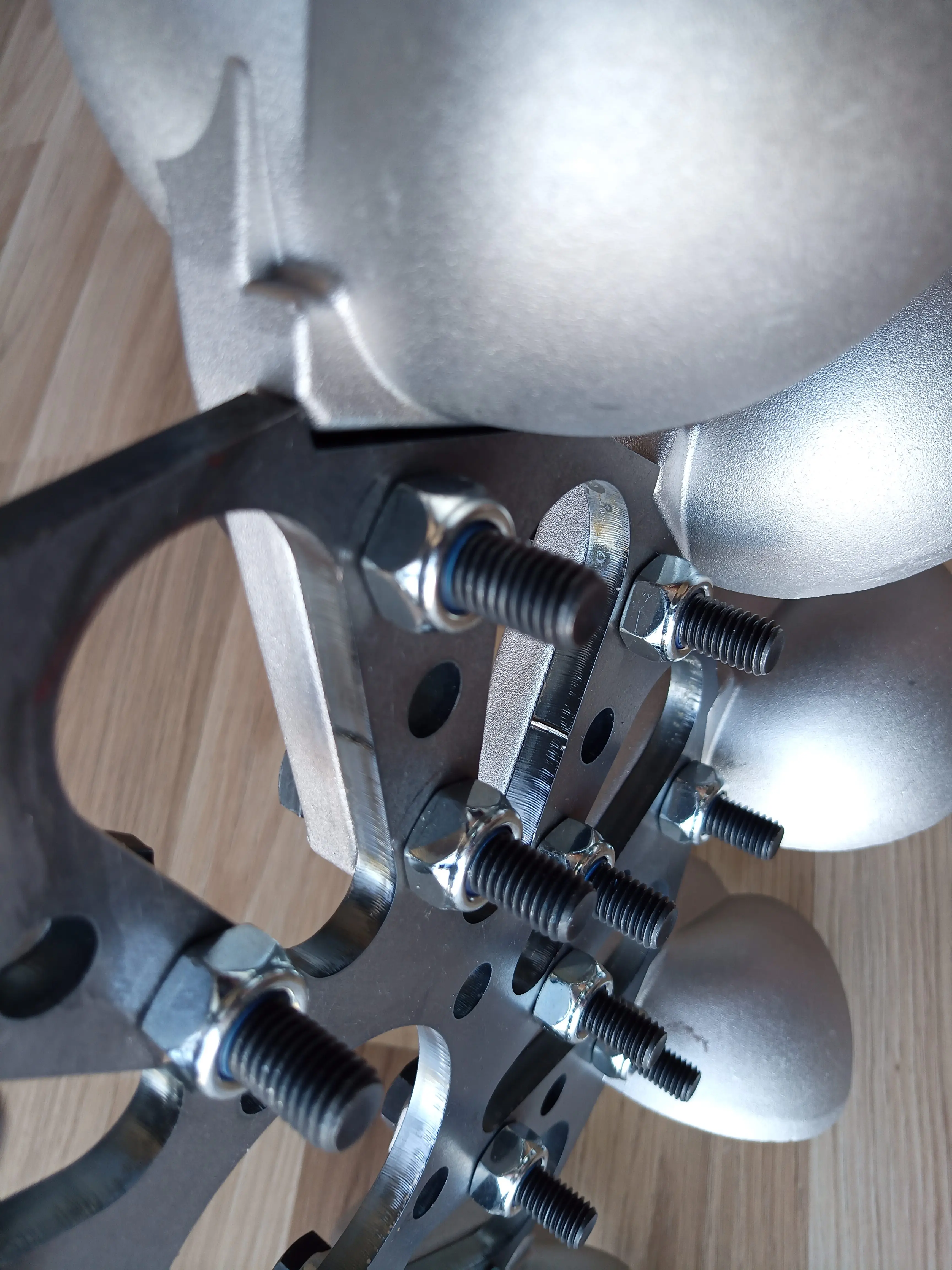 Колесо водяной турбины Pelton с 13 алюминиевыми ложками внешний диаметр = 530 мм и 20 86