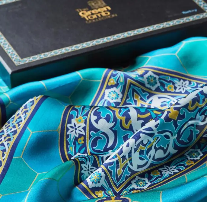 Шелковый шейный шарф Сделано в Турции % 100 шелк зеленая тема гробницы