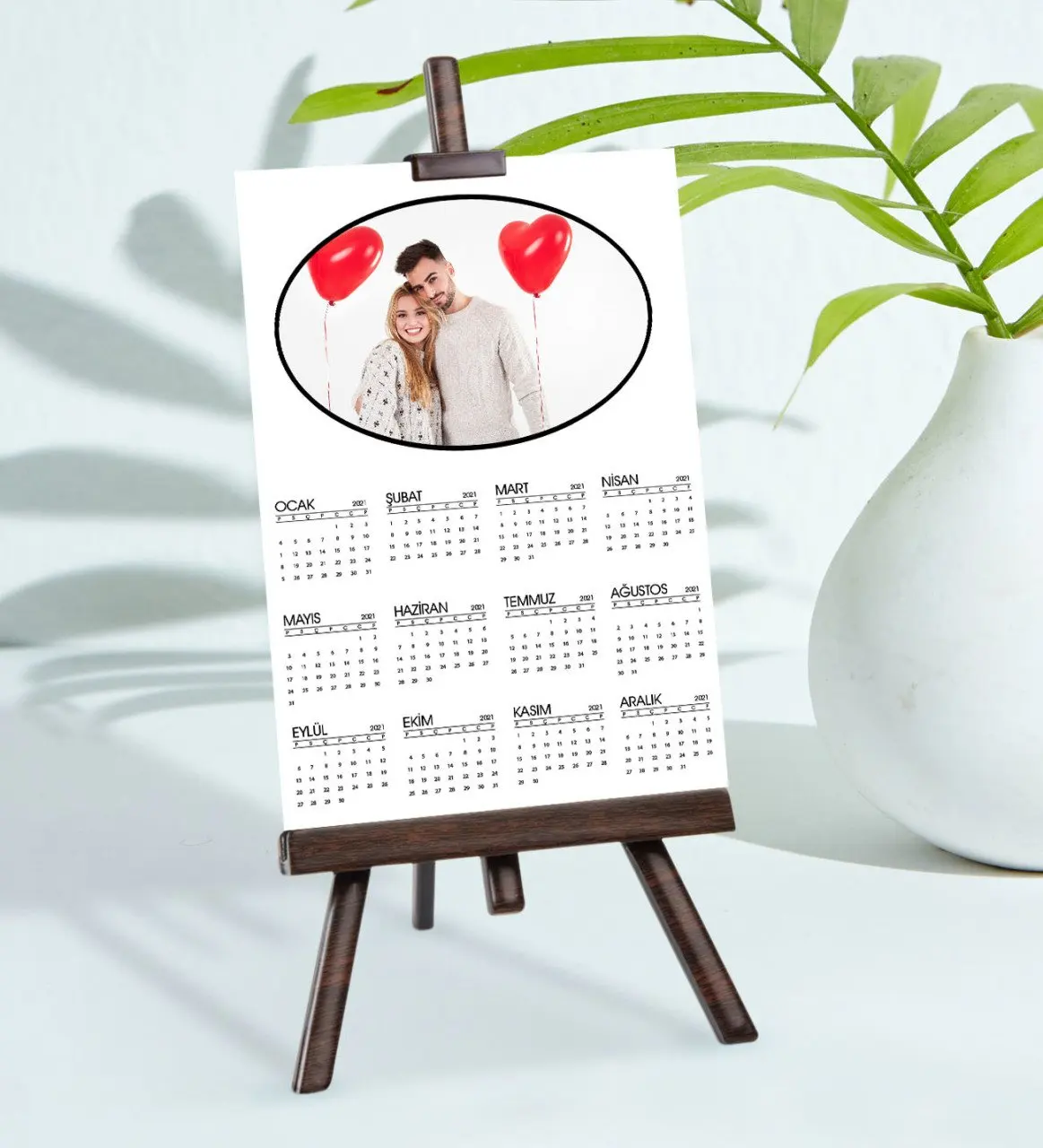 

Personalized 15x21 cm Photo Board Easel 2021 Calendar-2