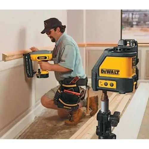 Dewalt DW088K профессиональный горизонтальный и вертикальный автоматический