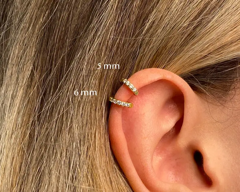 

Маленькие серьги-кольца Huggie, милые кольца с несколькими закрепками, модные женские Украшения, корейский стиль, подарок на день Святого Вале...