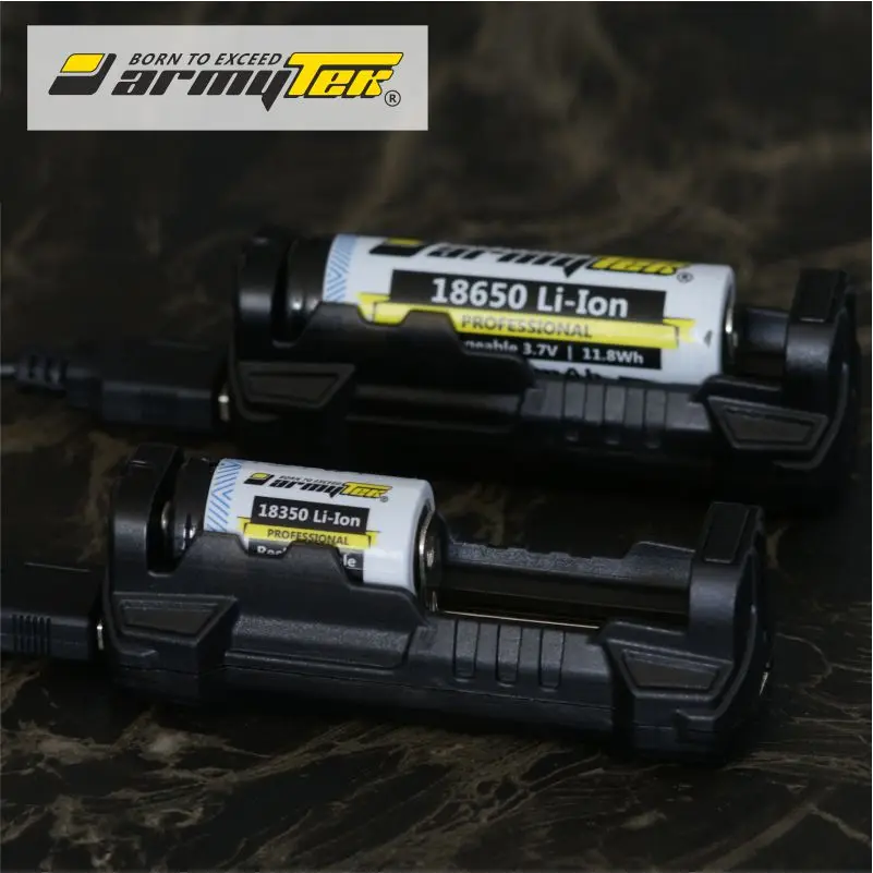 Компактное универсальное зарядное устройство Armytek Handy C1 Pro с функцией Powerbank для Li-Ion / IMR / Ni-MH / Ni-Cd аккумуляторов