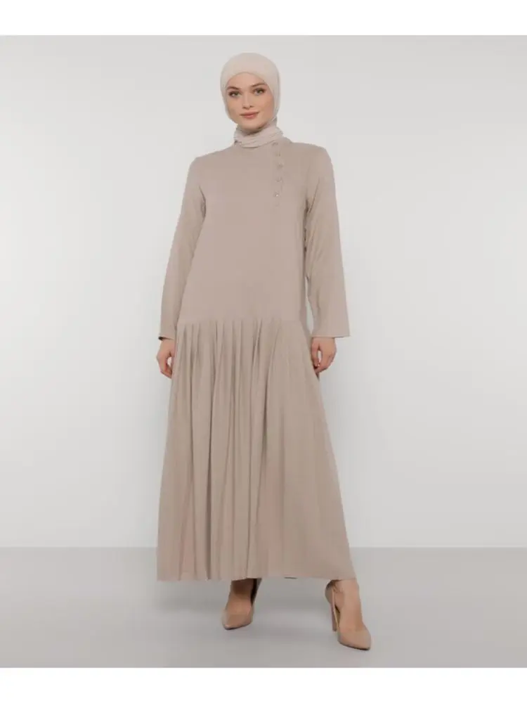 

Detail Maxi Dress Length Long Sleeve Button piliseli is minimal Elegant Fashion Muslim Hijab Women Abaya Turkey Season 2021