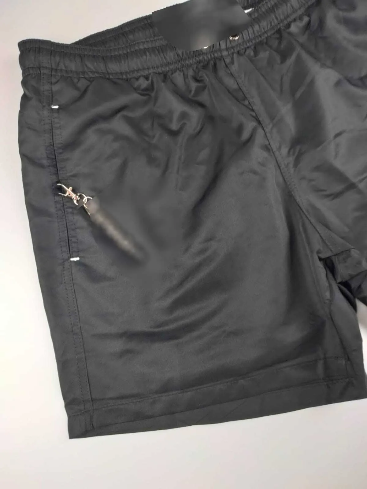 

2021 Men Casual Shorts Men Sports Shorts Fitness Bodybuilding Training Mens Shorts Jogger Bermuda Quick Dry Breathable Shorts